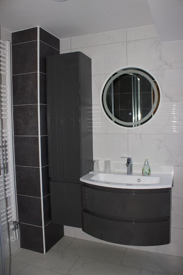 Malina Apartment Vransko Luaran gambar
